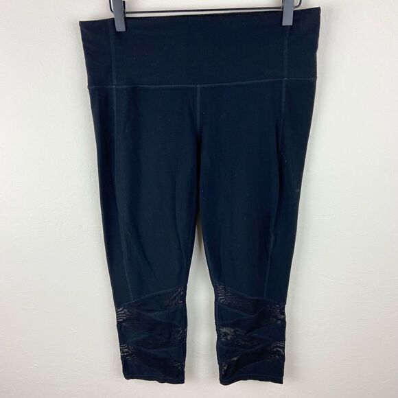 Athleta Mantra Mesh Capri Black Leggings - Picture 2 of 8